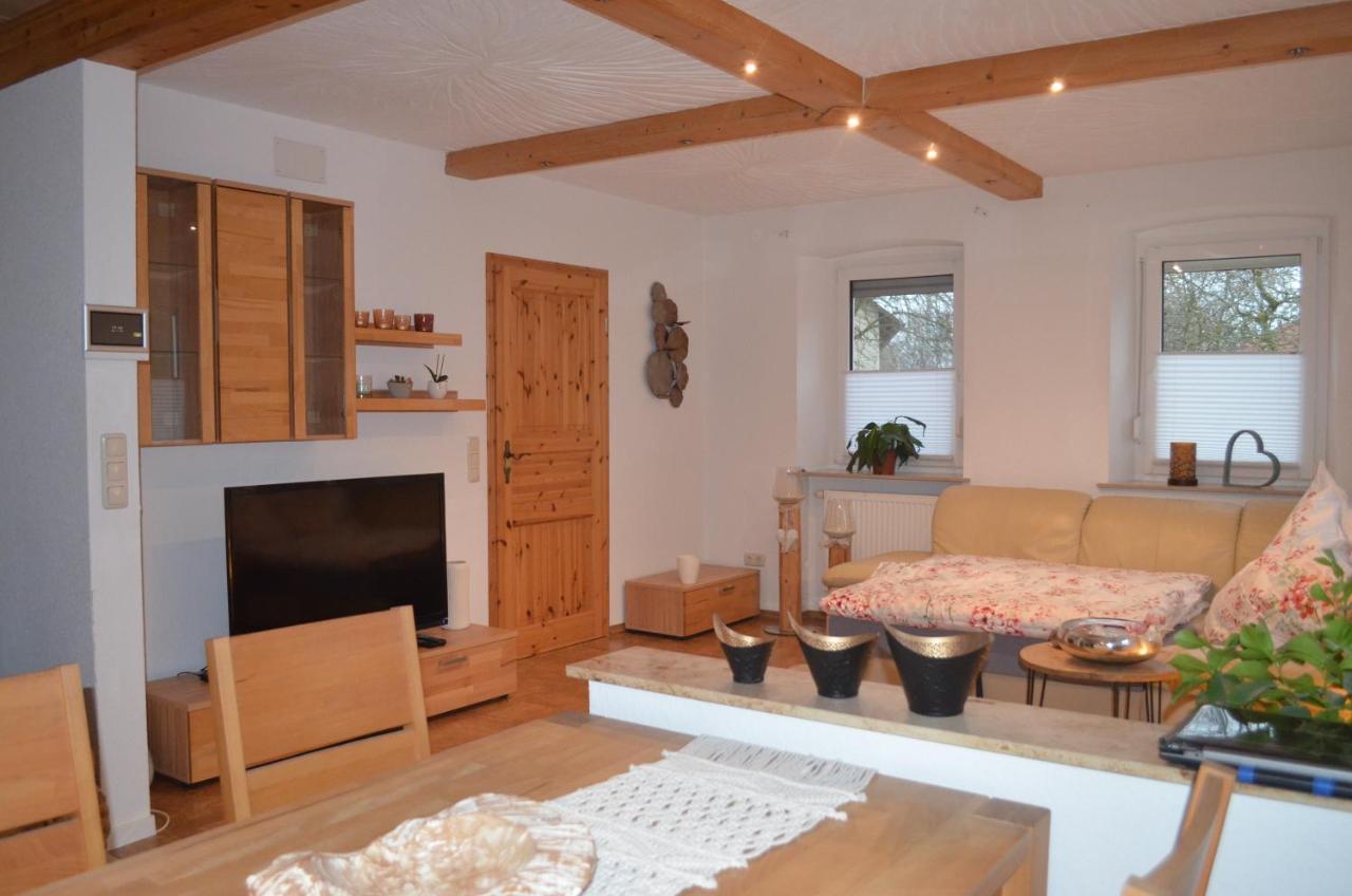 Gemuetliche Ferienwohnung Kirchenpingarten Bagian luar foto